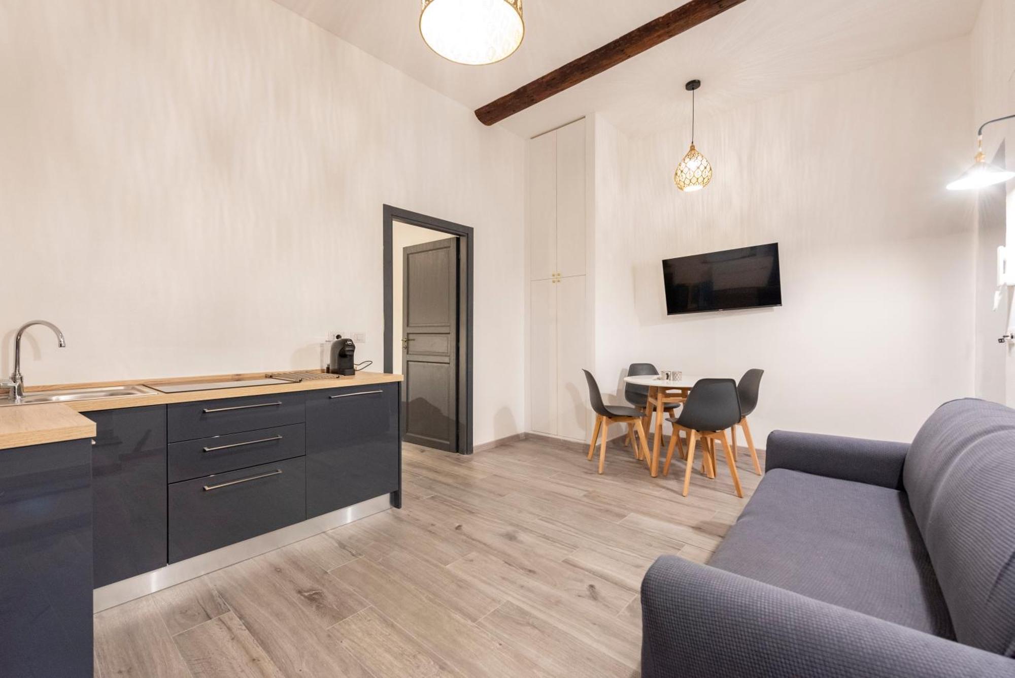 Castelli'S Apartments Campo 10 Генуа Екстериор снимка